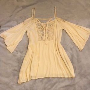 BOHO // Flowy White Dress